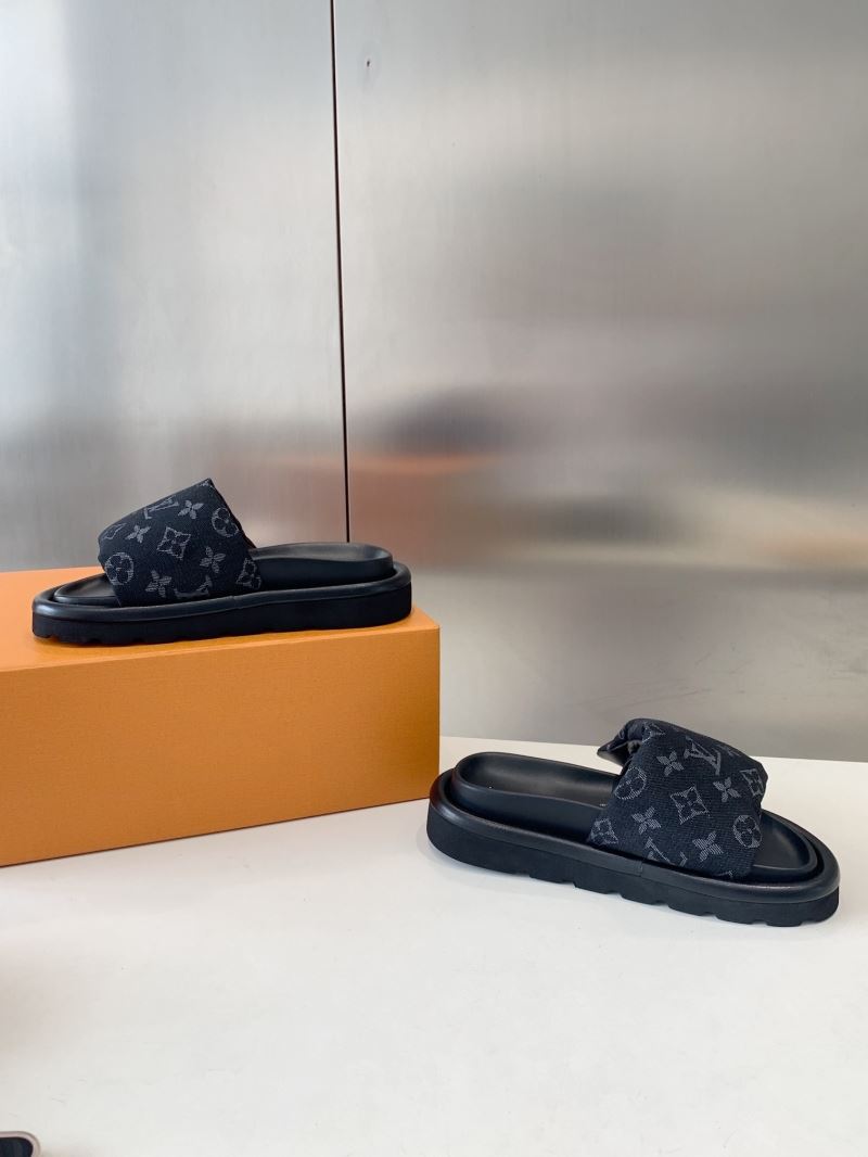 Louis Vuitton Slippers